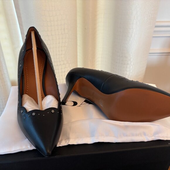 Coach  Black Leather heels size 9, never worn - Picture 2 of 4